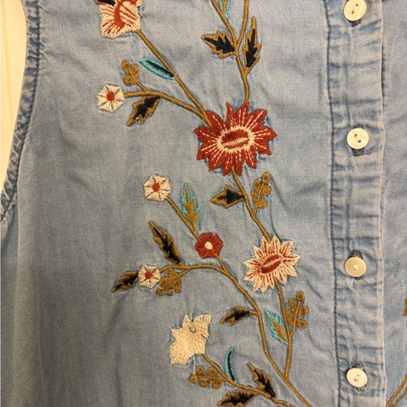 Terre Bleue Chambray Embroidered Floral Chambray Denim Dress L Boho Western - Picture 5 of 7
